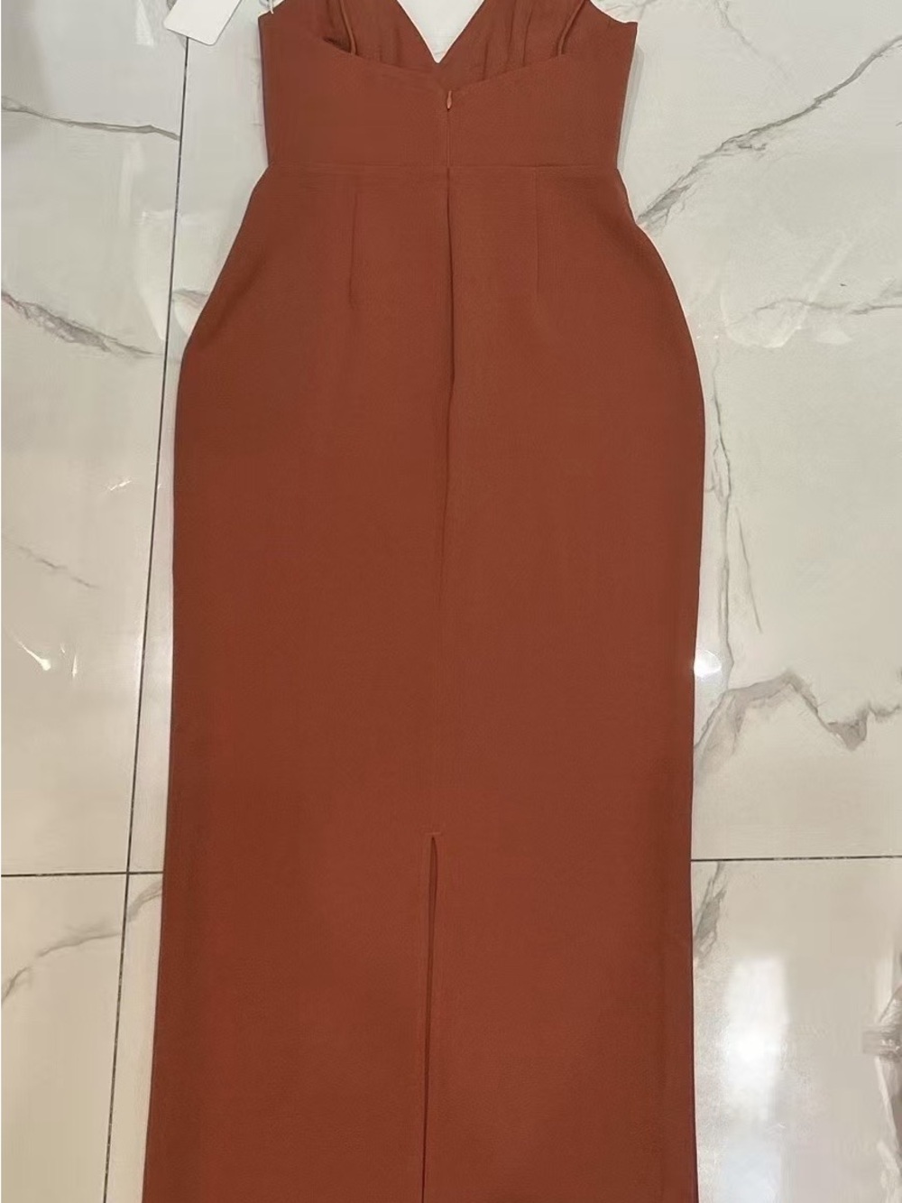 NWOT Alex Perry Spaghetti V Neck Midi Dress in Rust Red, Size US 6 - Picture 6 of 9